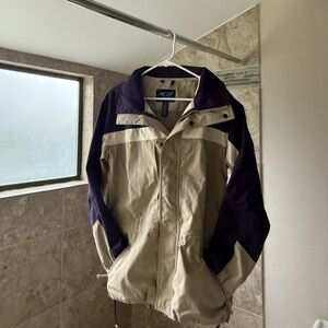 Vintage Sports Jacket Men’s American Eagle Outfitters Tan and Purple Windbreaker